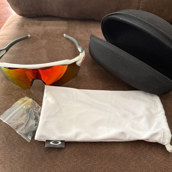 Oakley Radar EV Path Polished White Fire Iridium Sunglasses OO9208-16 Authentic - Picture 1 of 4
